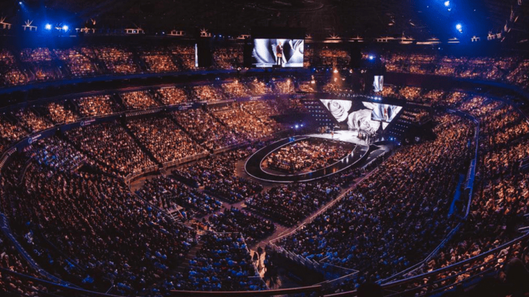 Hillsong Becomes A Denomination - Eternity News